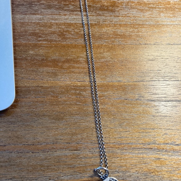 Jes MaHarry silver peace sign necklace - Picture 3 of 3